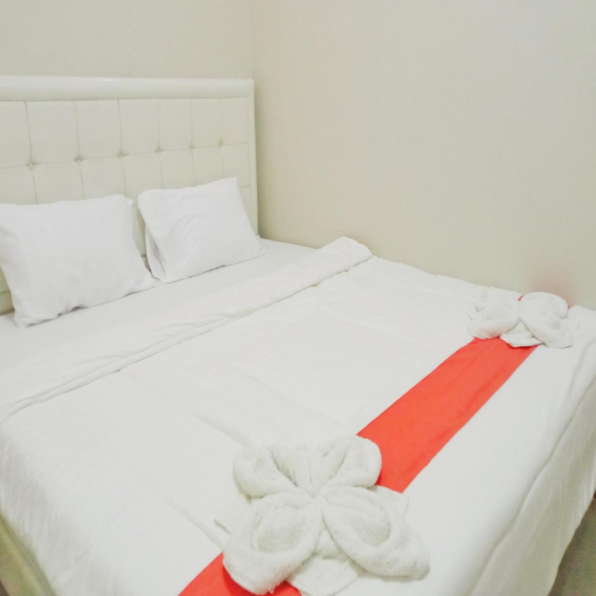 Rifal Inn Mitra Reddoorz Tegal  Esterno foto
